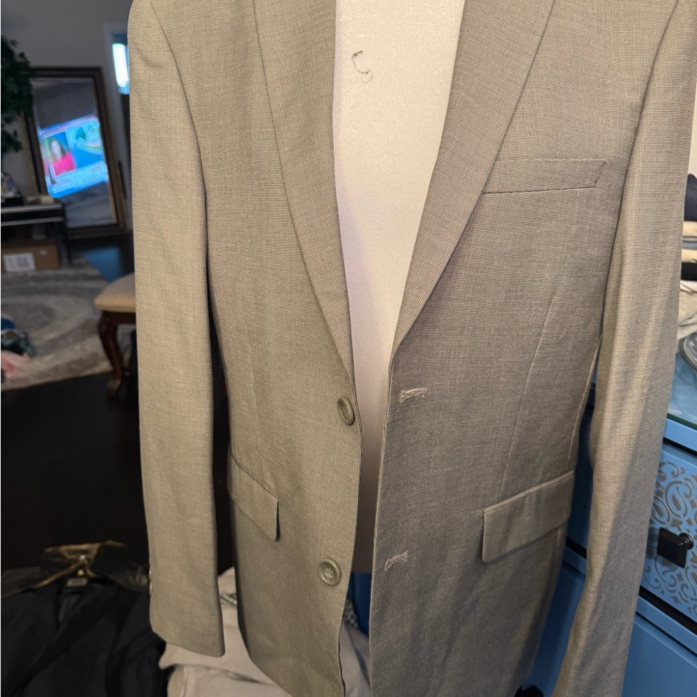 Zara Gray Sport Coat with Classic Notch Lapel